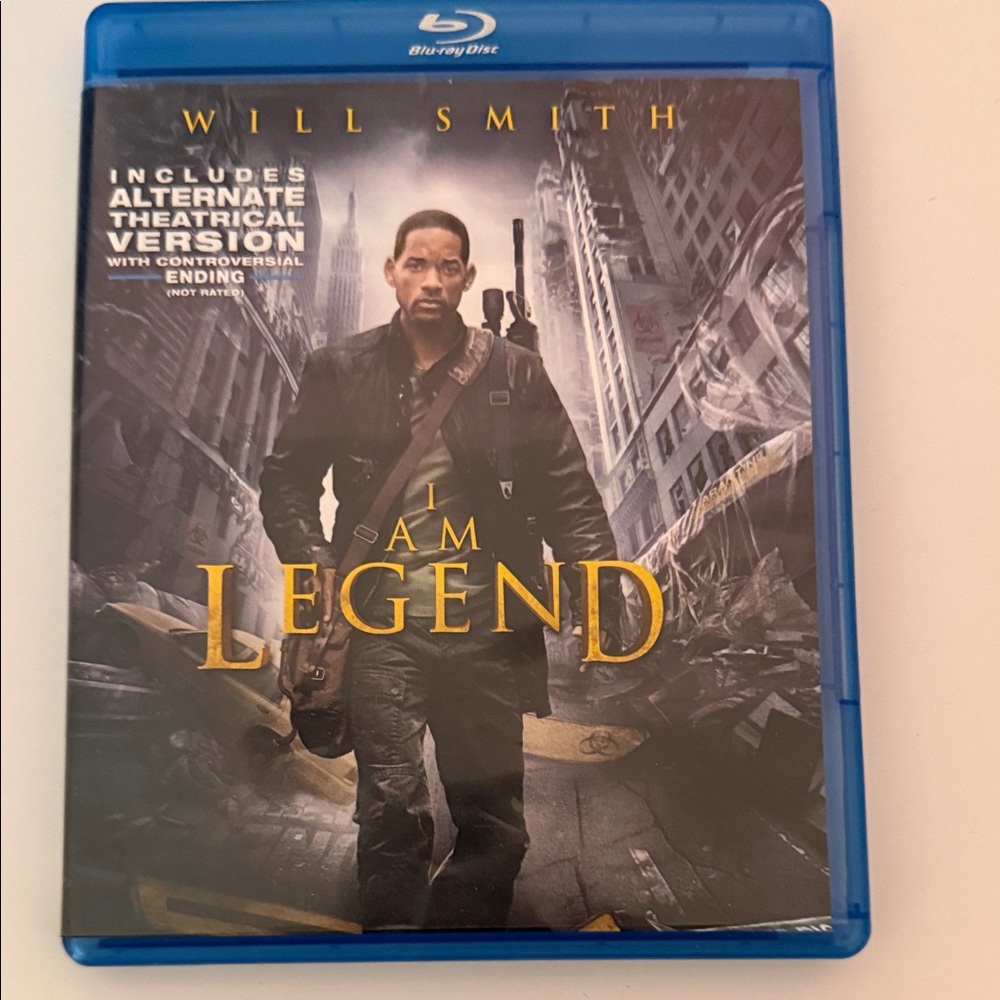 I Am Legend Blu-ray Disc with Alternate Ending